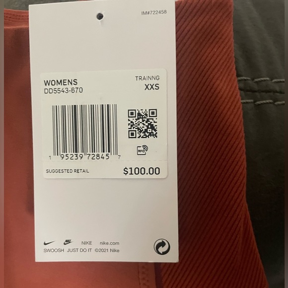 Nike Yoga Tights - Picture 7 of 10